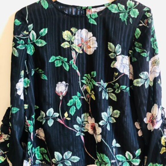 Pretty Floral Sheer Top by Dex the Suit Shop NYC - Picture 2 of 14